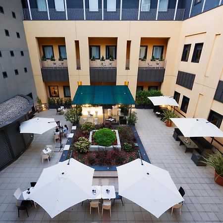 Ih Hotels Milano Gioia Exterior photo