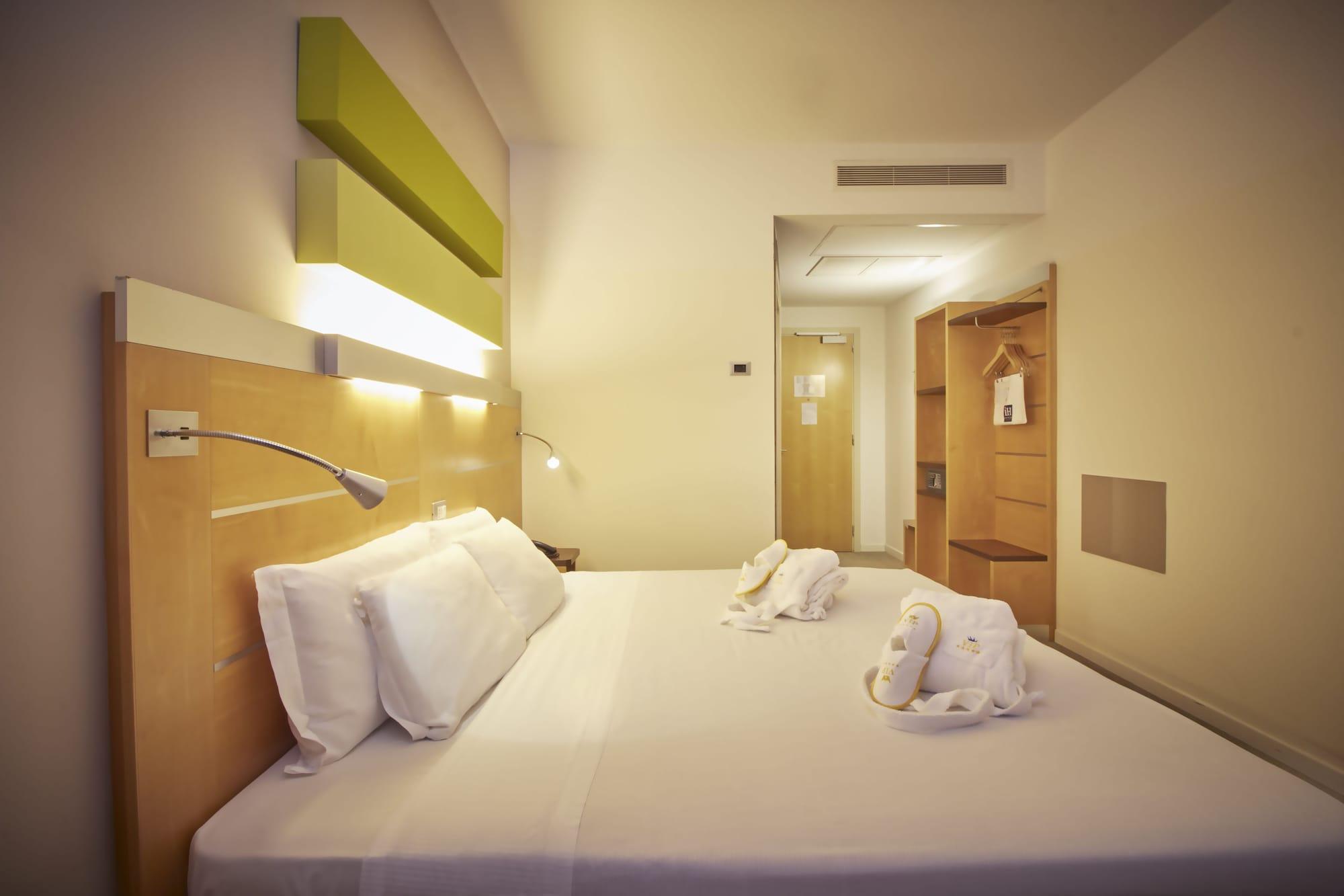 Ih Hotels Milano Gioia Exterior photo