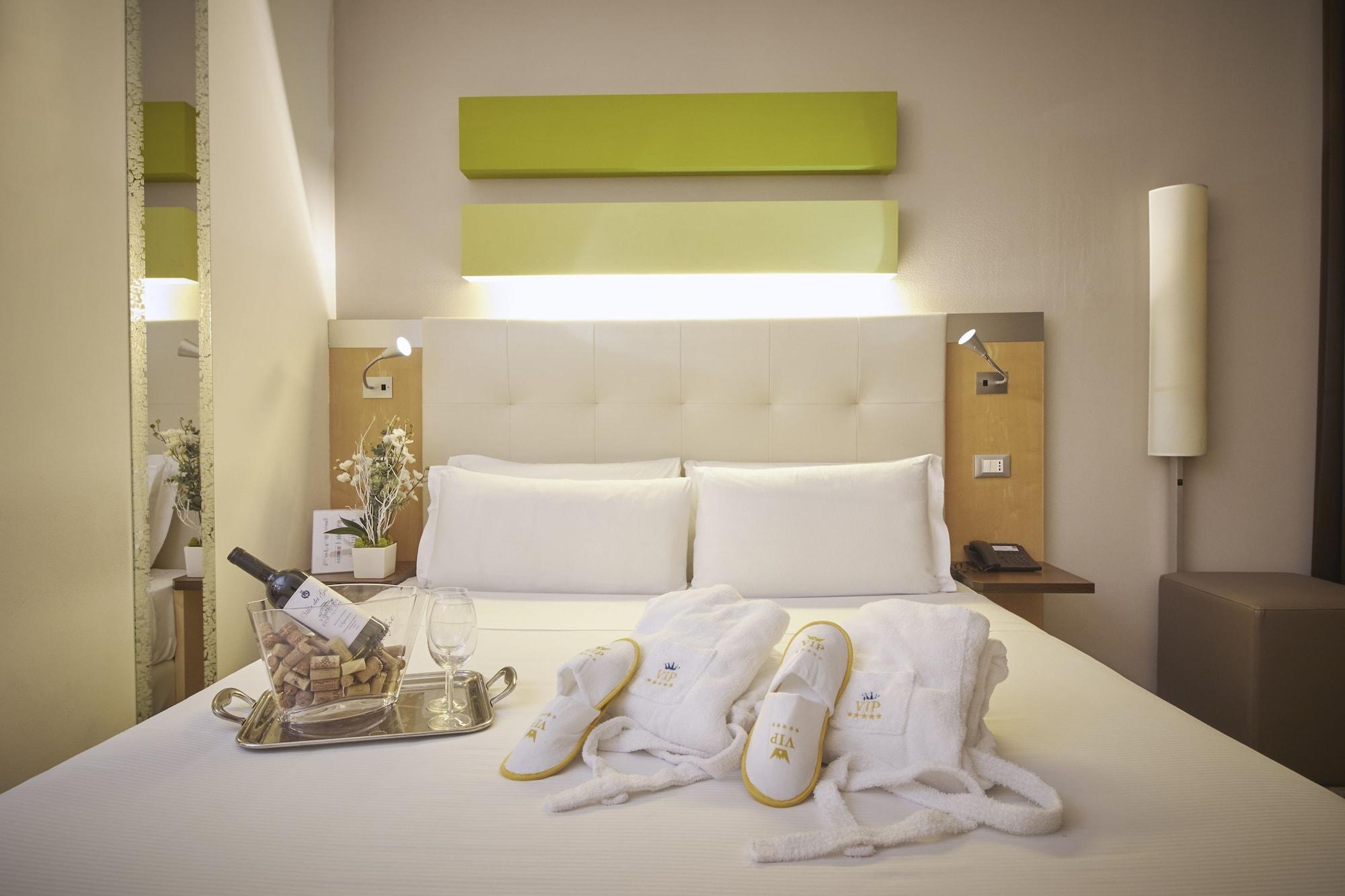 Ih Hotels Milano Gioia Exterior photo