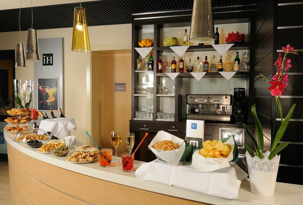 Ih Hotels Milano Gioia Exterior photo